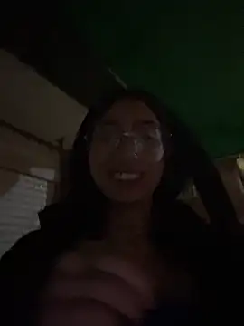 Snapshot of Violeet-Smith chatting on November 2025 03:07:01 AM Violeet-Smith online show from November 2025 03:07:01 AM