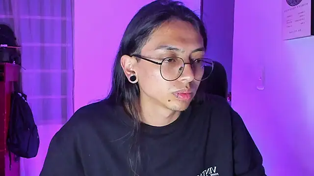  Astrea  online show from April 2026 06:32:02 AM