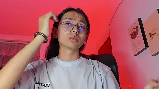  Astrea  online show from April 2026 02:34:02 AM