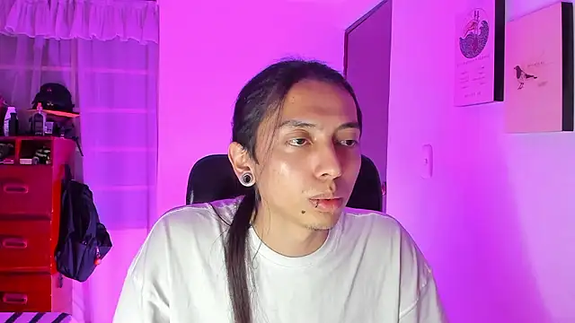  Astrea  online show from March 2026 12:38:01 AM