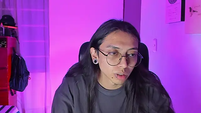  Astrea  online show from March 2026 09:08:01 PM