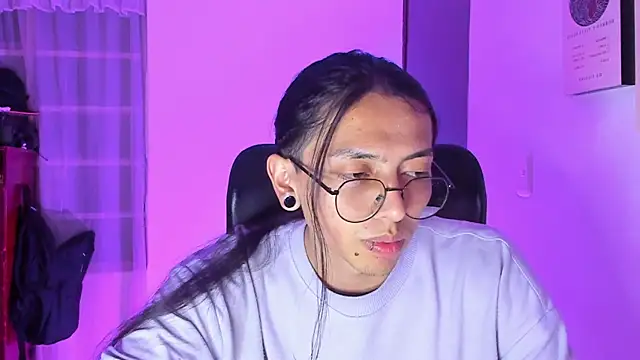  Astrea  online show from April 2026 01:07:02 AM