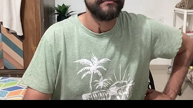 MakeMeAwareAah online show from December 2025 04:40:02 PM