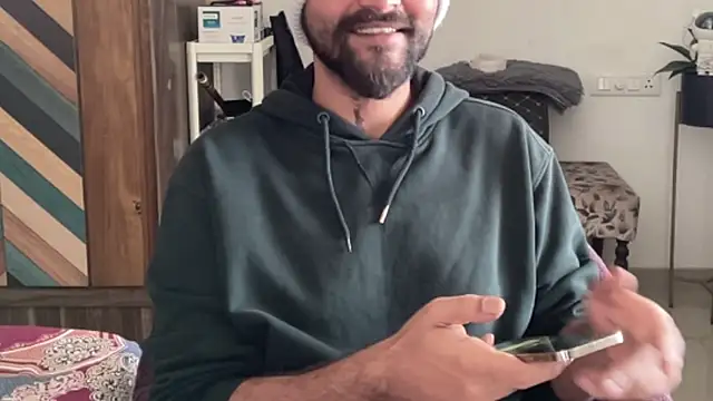 MakeMeAwareAah online show from January 2026 05:45:02 AM