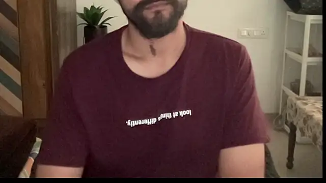 MakeMeAwareAah online show from December 2025 06:16:01 AM