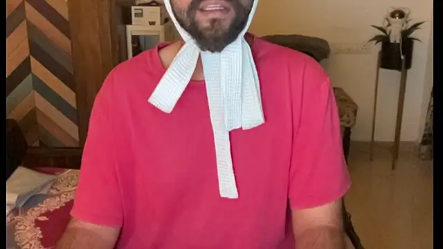 MakeMeAwareAah online show from January 2026 05:51:01 PM