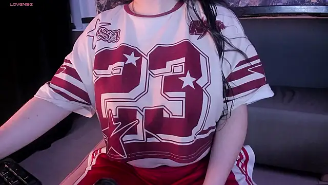 Danna piink  online show from March 2026 11:19:02 AM