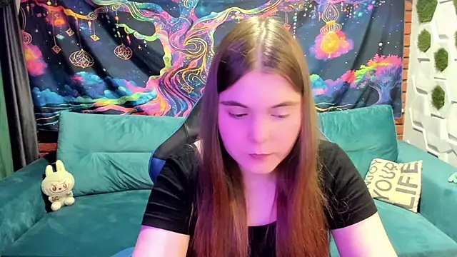 MiraaBloom online show from October 2025 01:56:02 PM