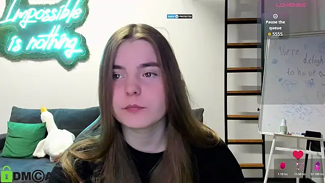 MiraaBloom online show from November 2025 02:28:02 PM