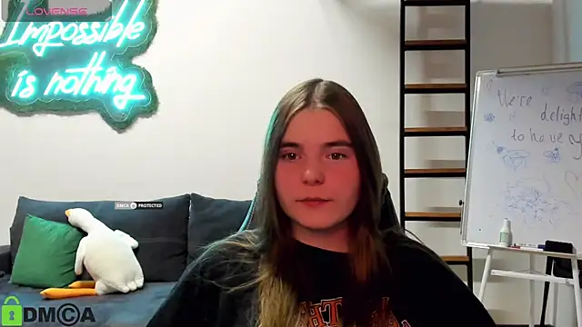 MiraaBloom online show from November 2025 02:21:01 PM