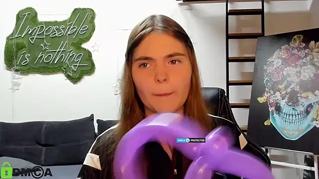 MiraaBloom online show from April 2026 01:37:01 PM