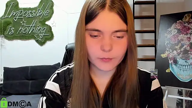 MiraaBloom online show from March 2026 02:40:02 PM