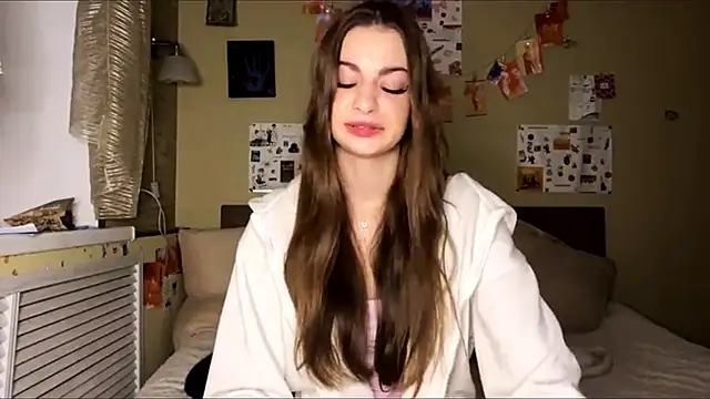 TheRealAnna online show from November 2025 02:43:02 PM