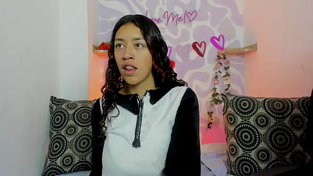 mia scarlett7 online show from February 2026 12:38:01 PM