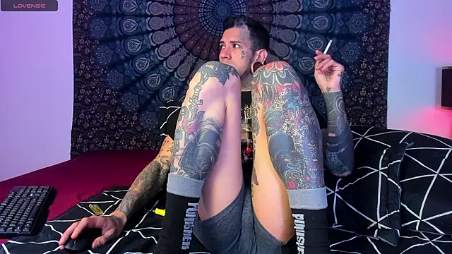 cleoo jhonny online show from February 2026 02:43:02 AM