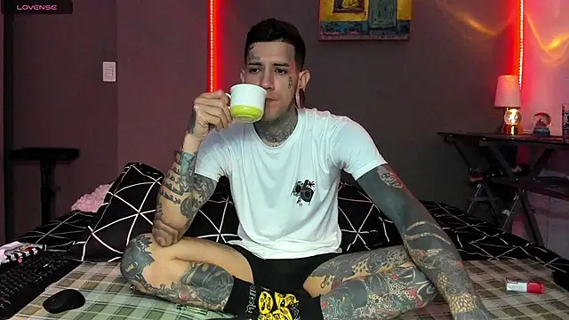 cleoo jhonny online show from March 2026 02:59:02 AM