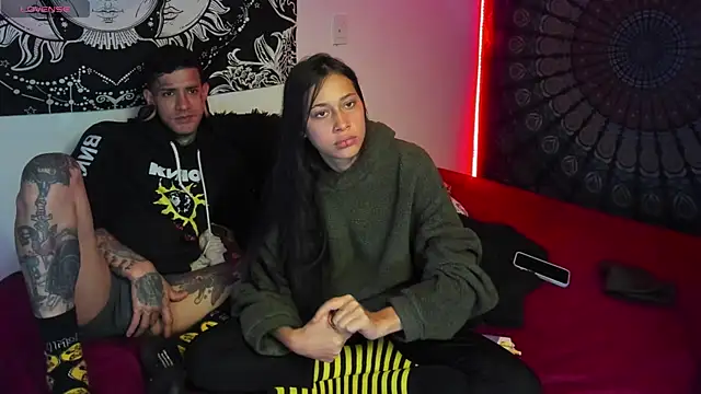 cleoo jhonny online show from November 2025 06:28:02 AM