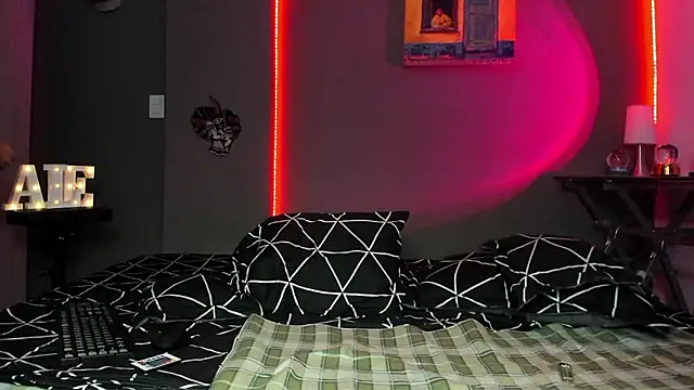 cleoo jhonny online show from March 2026 03:14:02 AM