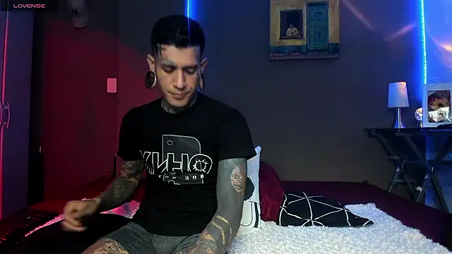 cleoo jhonny online show from March 2026 05:08:02 AM