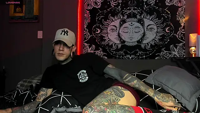 cleoo jhonny online show from April 2026 06:50:02 AM