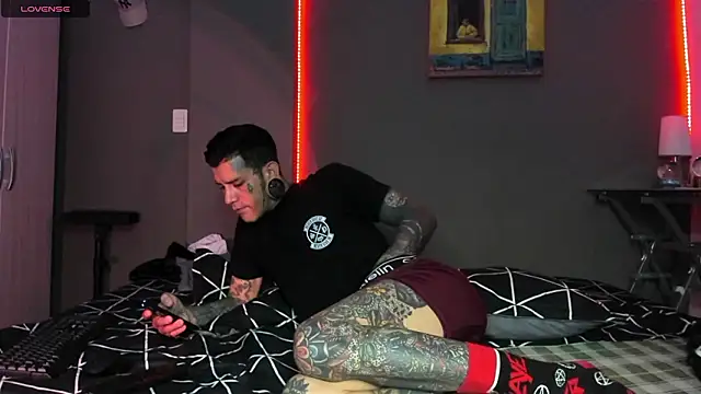 cleoo jhonny online show from March 2026 06:37:02 PM