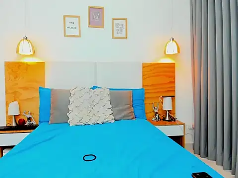 Abbie royy online show from November 2025 01:11:02 PM