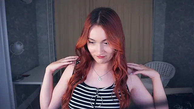 OcieJakab online show from October 2025 05:12:01 PM