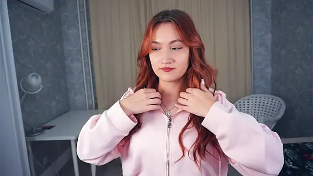 OcieJakab online show from October 2025 05:09:02 PM