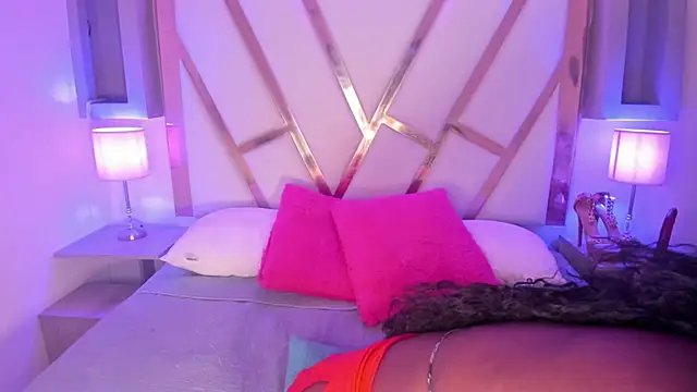 Snapshot of paulina_ruiz_777 chatting on November 2025 08:57:02 PM paulina ruiz 777 online show from November 2025 08:57:02 PM