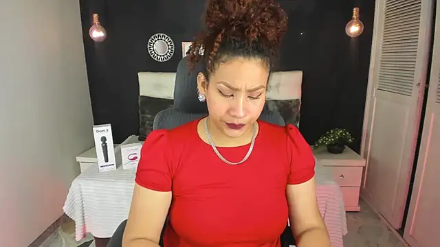 ROZZE MILA online show from March 2026 08:34:02 PM