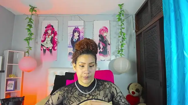 ROZZE MILA online show from March 2026 01:01:01 PM