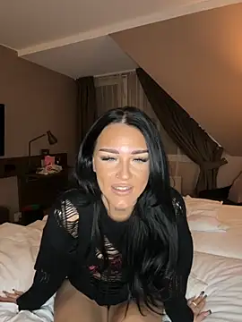 Gabbyys online show from November 2025 08:42:02 PM