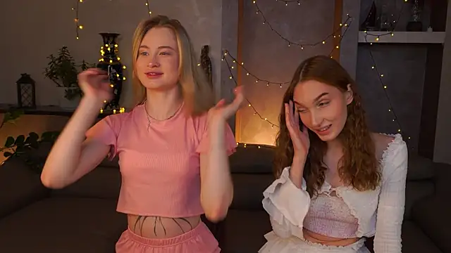 MarisLopaz online show from November 2025 03:32:02 AM