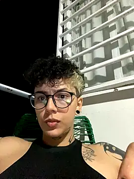 Abby Evanns1 online show from November 2025 02:37:01 AM