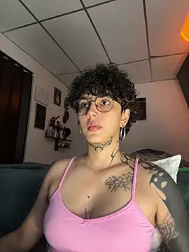 Abby Evanns1 online show from April 2026 02:02:02 PM