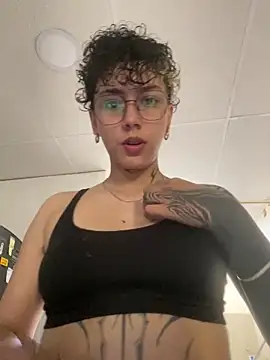 Abby Evanns1 online show from February 2026 02:35:02 PM