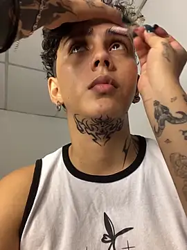 Abby Evanns1 online show from November 2025 01:42:02 AM