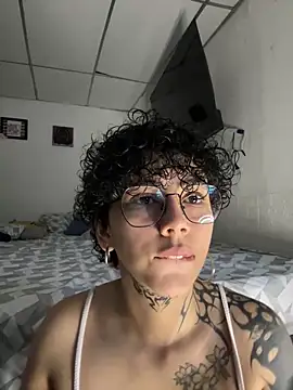 Abby Evanns1 online show from April 2026 02:31:01 PM