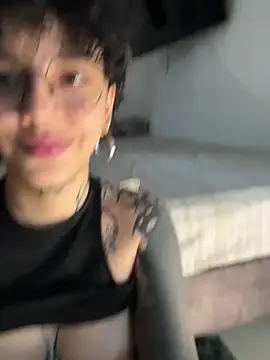 Abby Evanns1 online show from April 2026 01:58:02 PM