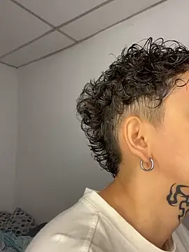 Abby Evanns1 online show from November 2025 01:54:02 AM