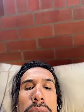 caiiobahia online show from April 2026 01:28:01 PM