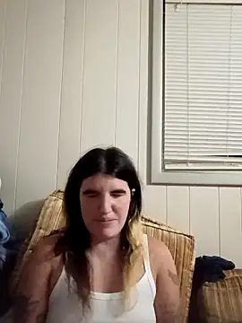 angelmarie32 online show from November 2025 01:33:01 AM