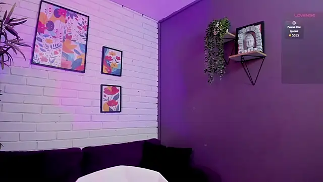 Sofia  Stk online show from November 2025 03:38:01 AM