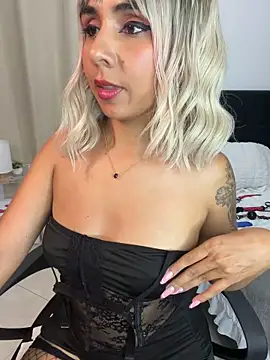 Emilyvalk  online show from May 2026 01:57:16 AM