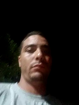 Snapshot of AifeLucasBr chatting on October 2025 04:22:01 AM AifeLucasBr online show from October 2025 04:22:01 AM