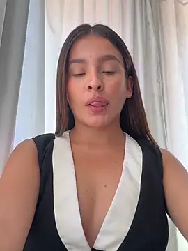 Talia Bonet online show from March 2026 07:42:01 PM