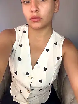 Talia Bonet online show from December 2025 04:05:02 PM