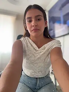 Talia Bonet online show from March 2026 05:47:02 PM