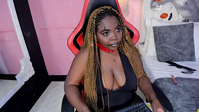 EvaTyson online show from October 2025 05:42:02 PM