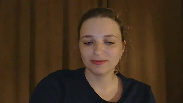 ElisSky301 online show from March 2026 07:48:01 PM